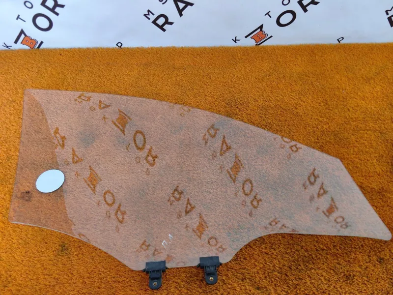 Стекло двери