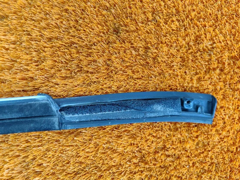 Молдинг двери