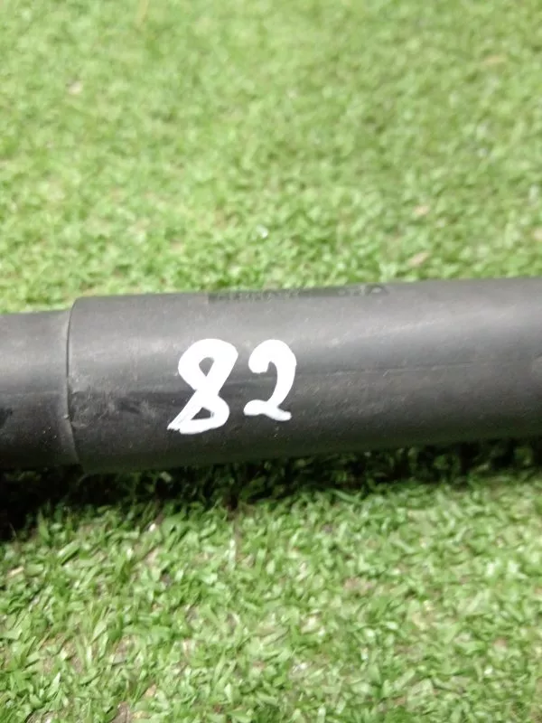 Амортизатор крышки багажника