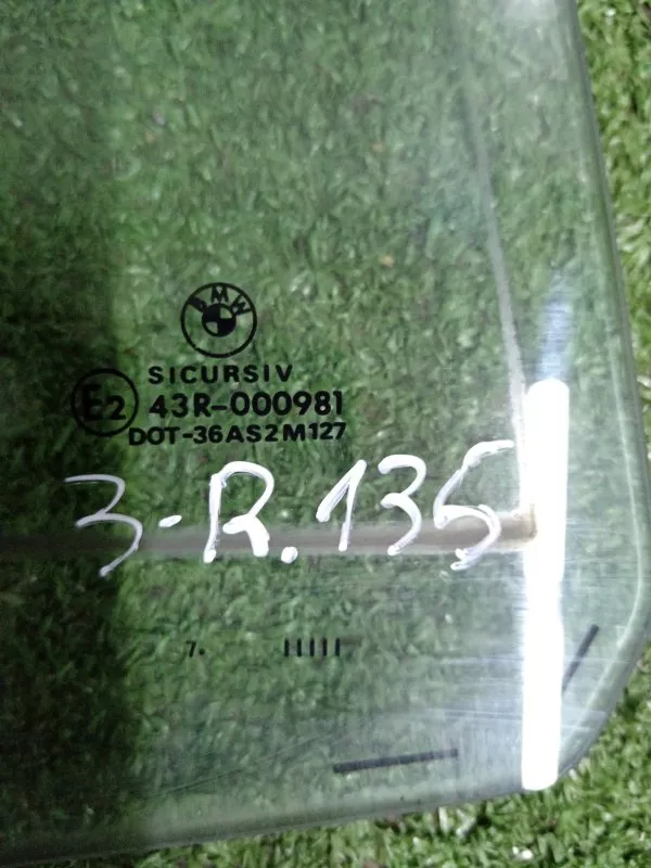 Стекло двери BMW 5-Series 2001 43R000981 E39, заднее правое