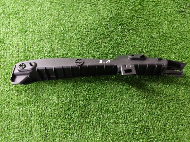 Кронштейн кузова