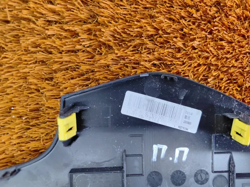 Накладка торпедо