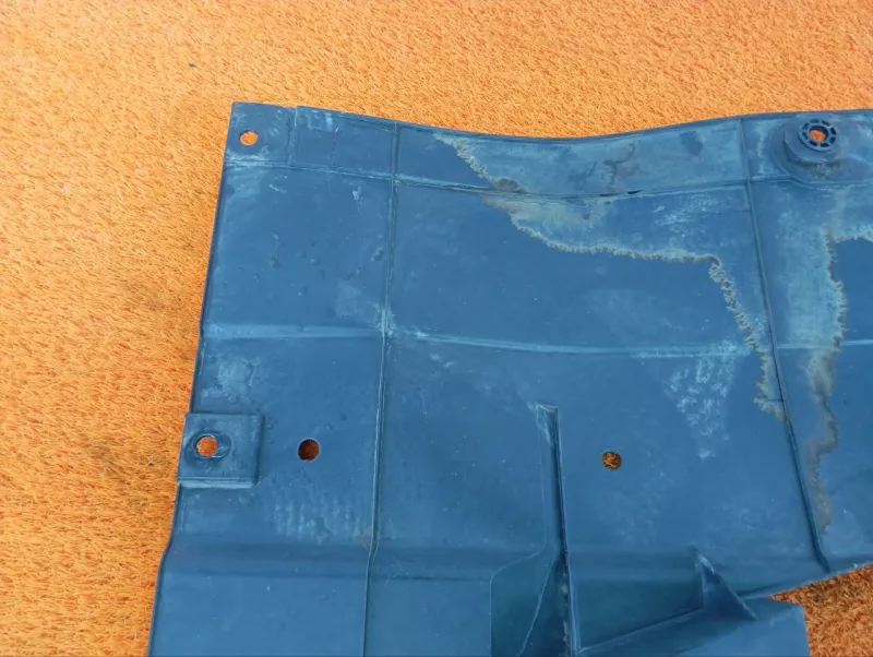 Защита днища кузова