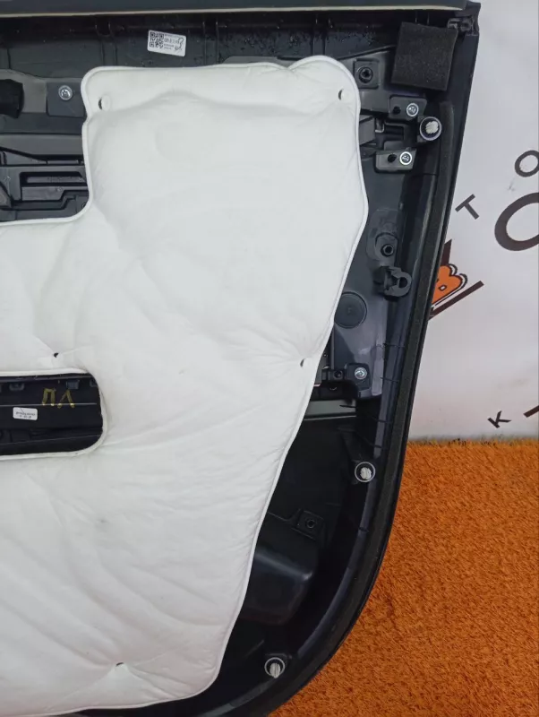 Обшивка двери