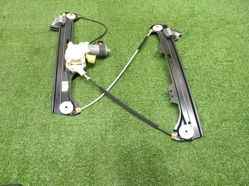 Стеклоподъемник BMW 5-Series 2007 51337184384 E60/E61, передний правый