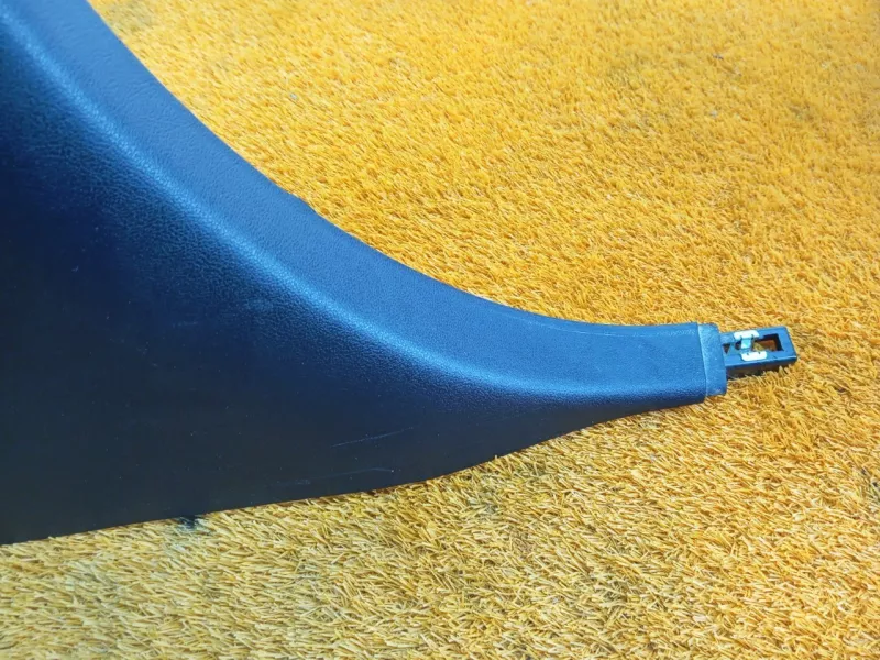 Накладка на стойку кузова