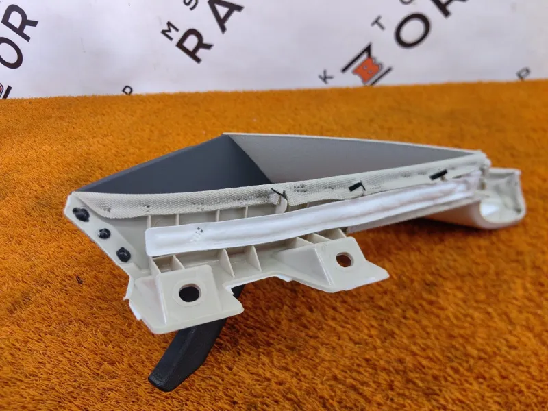 Обшивка стойки