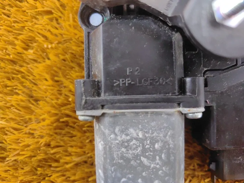 Стеклоподъемник