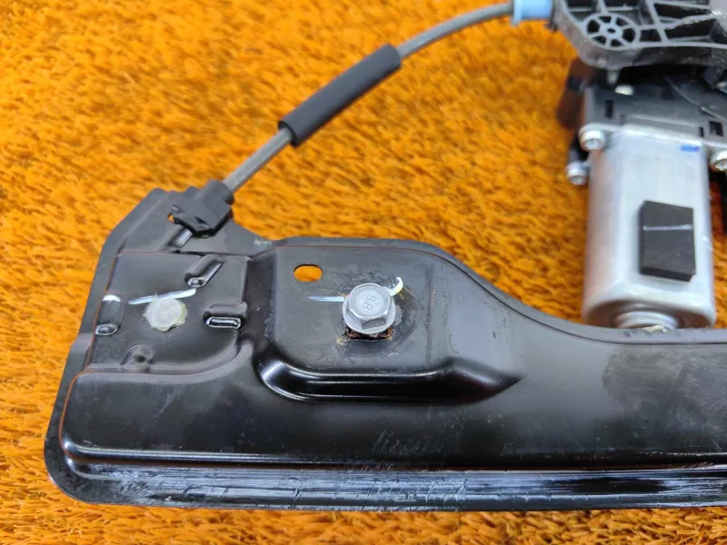 Стеклоподъемник