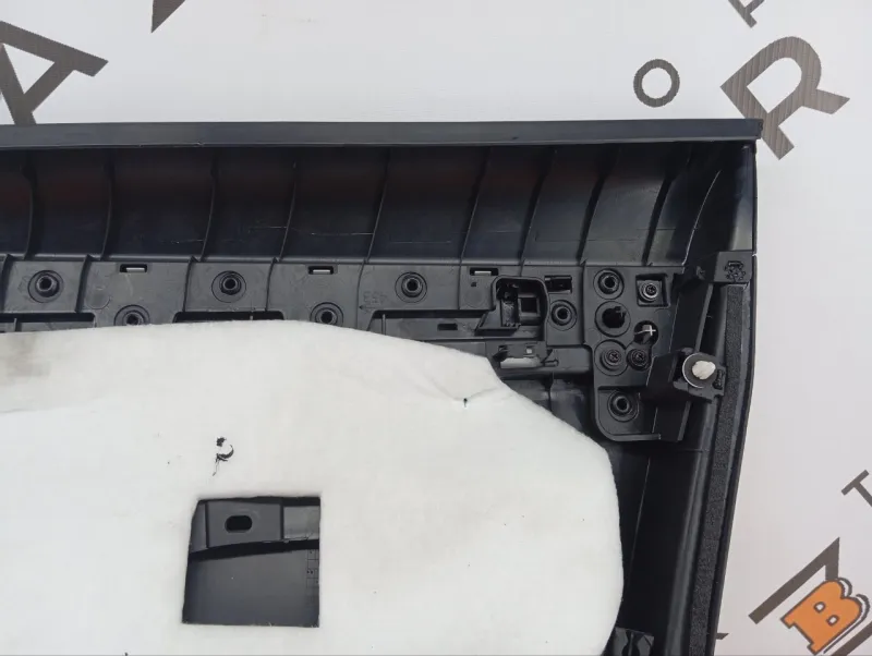 Обшивка двери