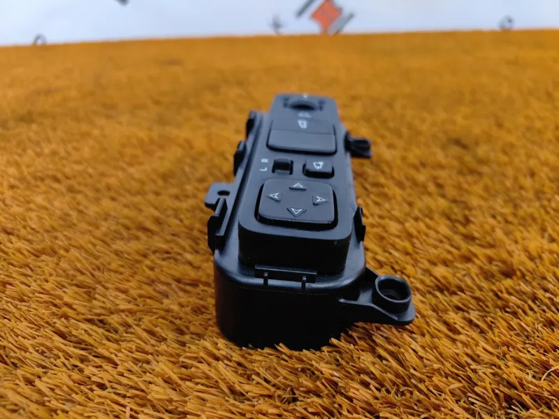 Блок управления зеркалами