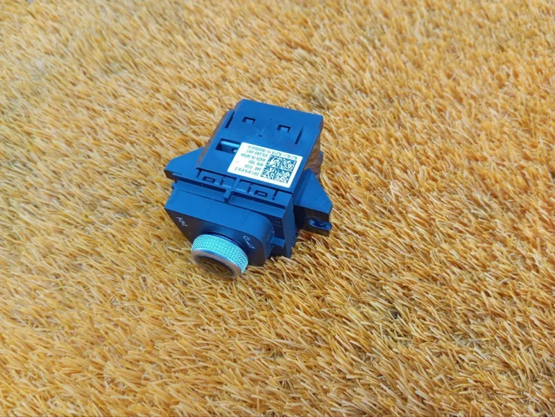 Блок управления магнитолой