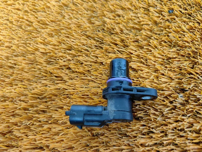 Датчик положения распредвала