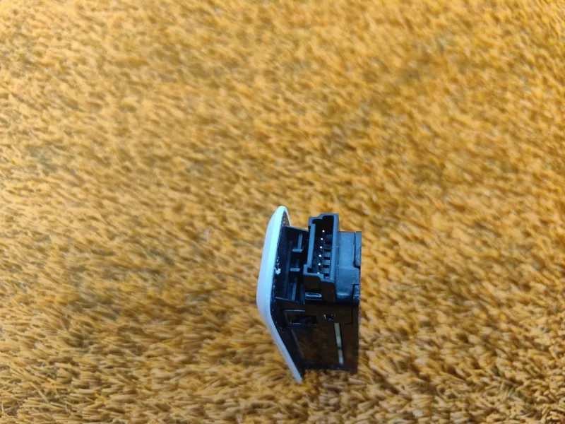 Плафон салона