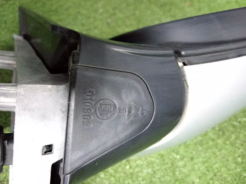 Зеркало боковое