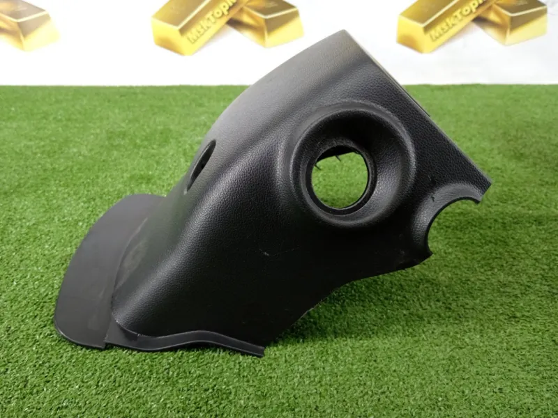 Кожух рулевой колонки