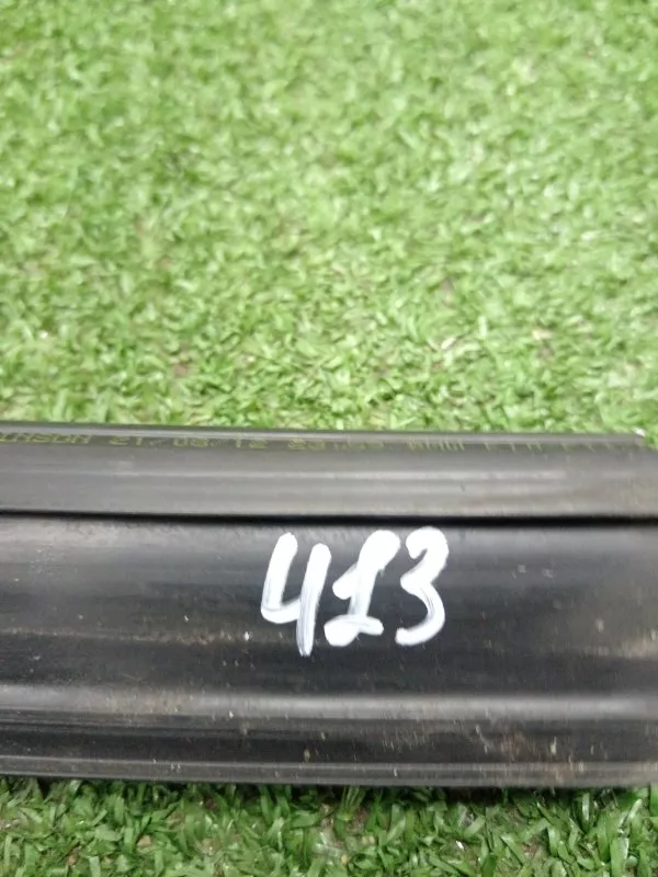 Уплотнитель стекла двери