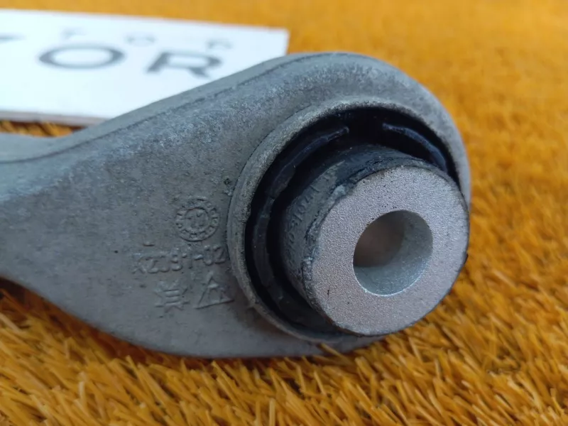 Рычаг подвески