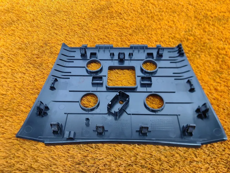 Накладка на торпедо