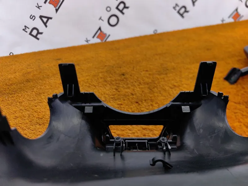 Кожух рулевой колонки