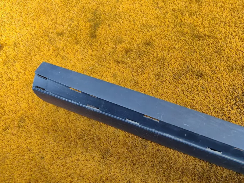 Молдинг двери