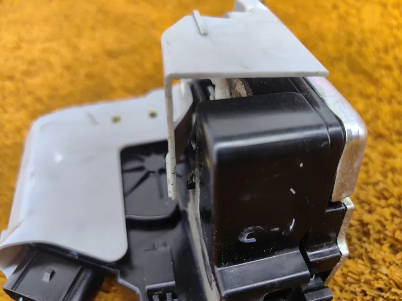 Замок двери