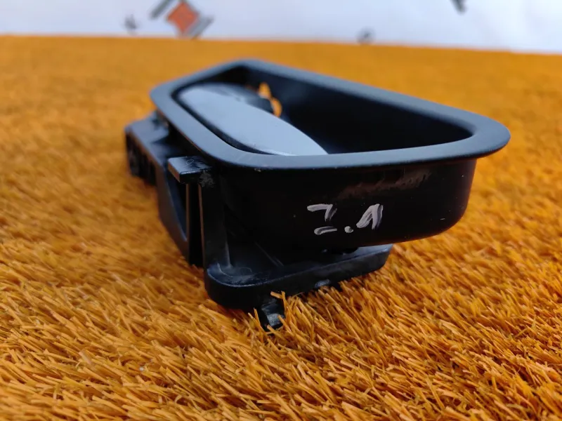 Ручка двери внутренняя