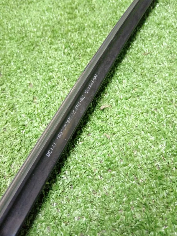 Уплотнитель стекла двери