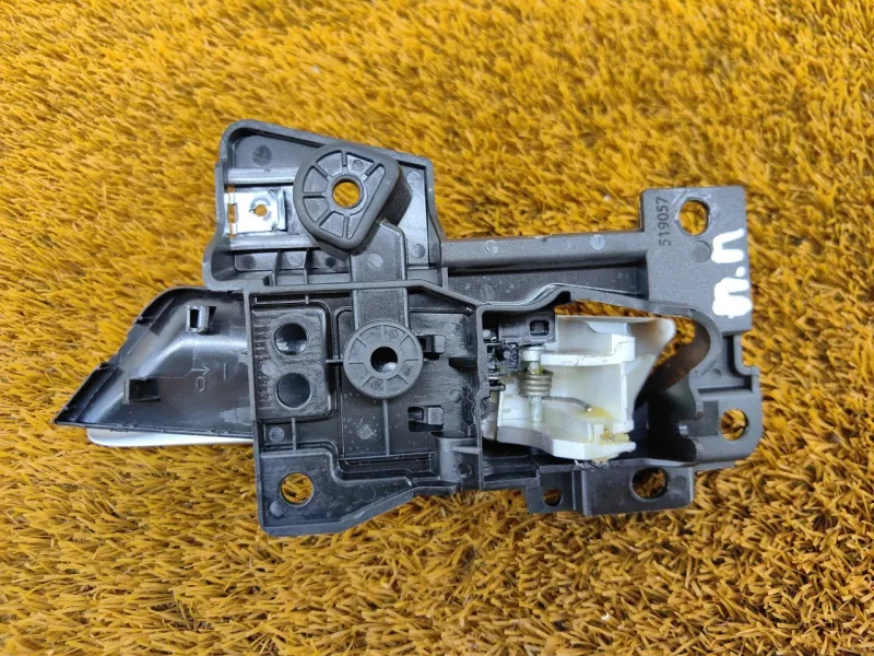 Ручка двери внутренняя