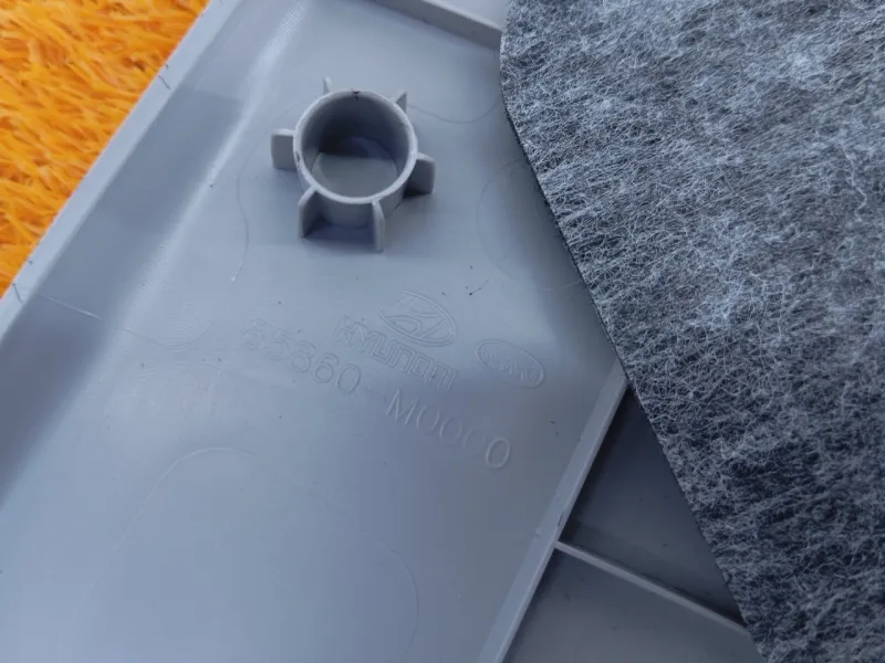 Накладка на стойку кузова