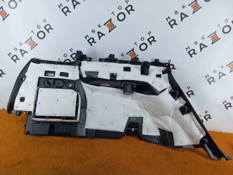 Обшивка багажника