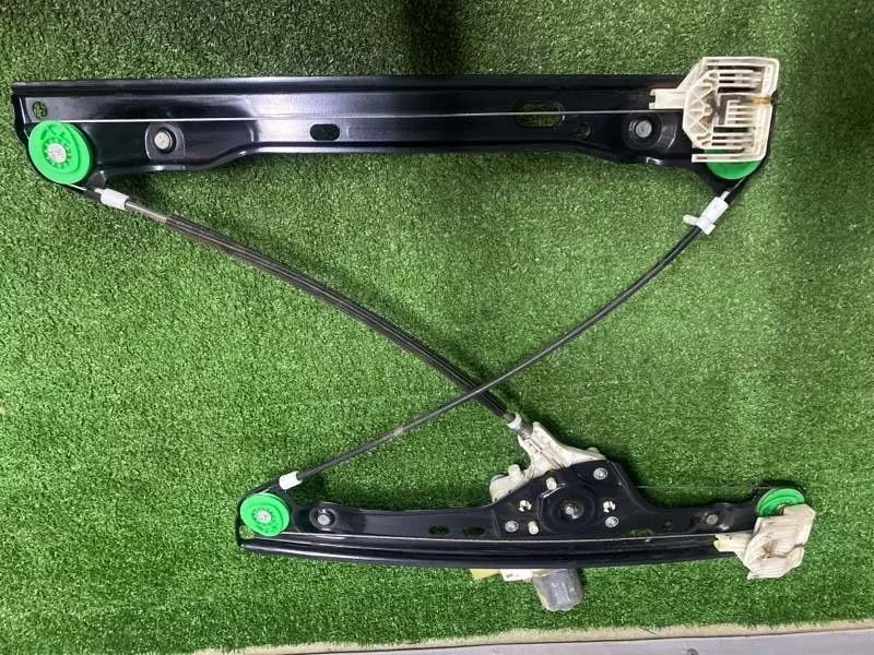 Стеклоподъемник BMW 3-Series 2005 51337140587 E90, передний левый