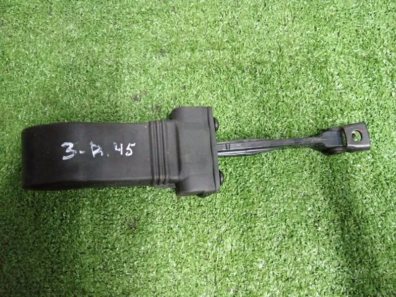 Ограничитель двери