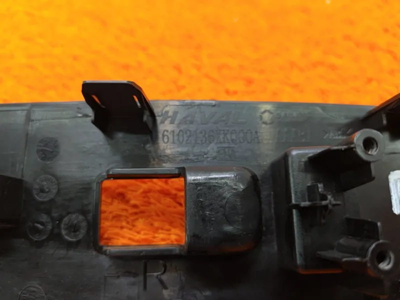 Молдинг двери