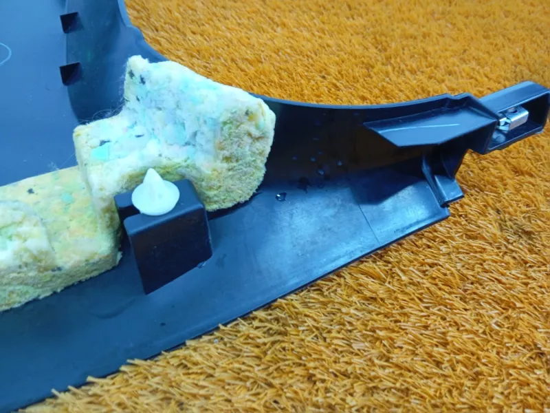 Накладка на стойку кузова