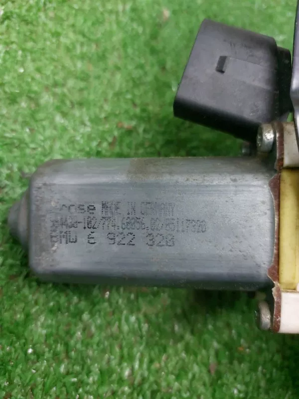 Стеклоподъемник BMW 5-Series 2007 51357184746 E60/E61, задний правый