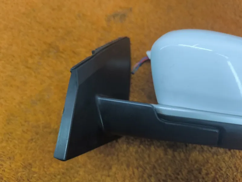 Зеркало боковое