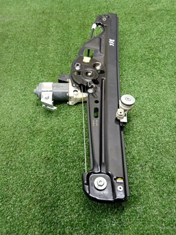 Стеклоподъемник BMW 5-Series 2004 51357184746 E60/E61, задний правый