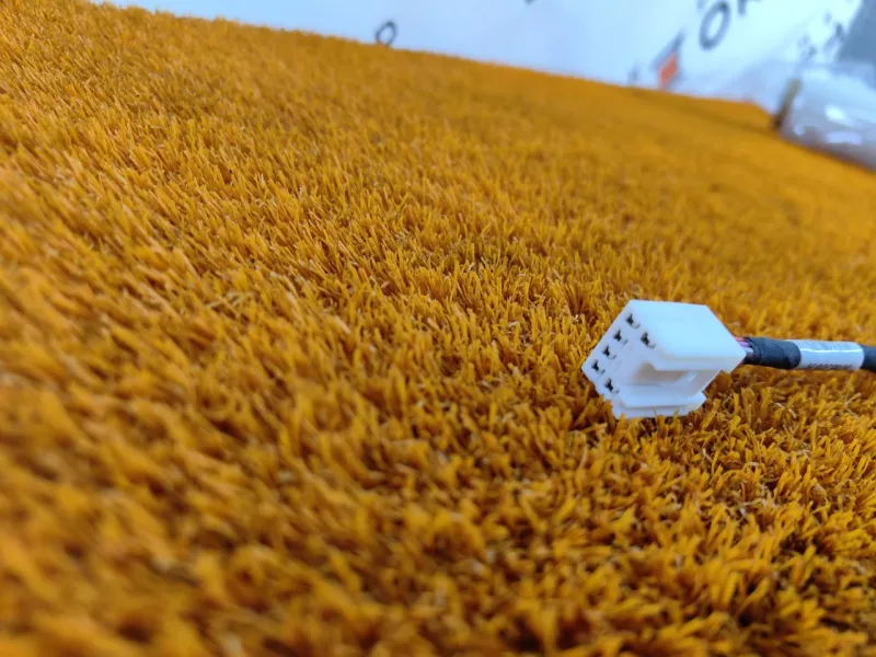 Амортизатор крышки багажника