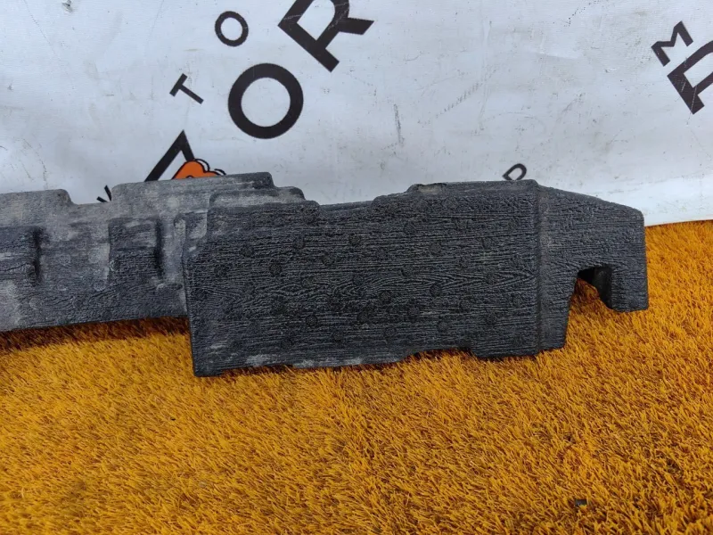 Абсорбер переднего бампера