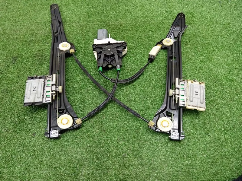 Стеклоподъемник Audi A4 2008 8K0839462A B8, задний правый