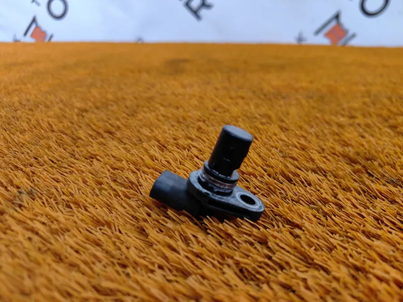 Датчик положения распредвала