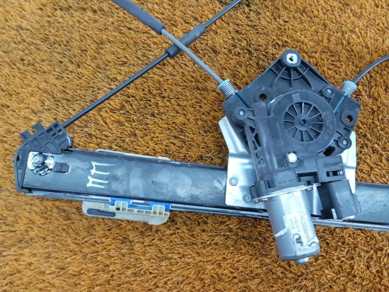 Стеклоподъемник