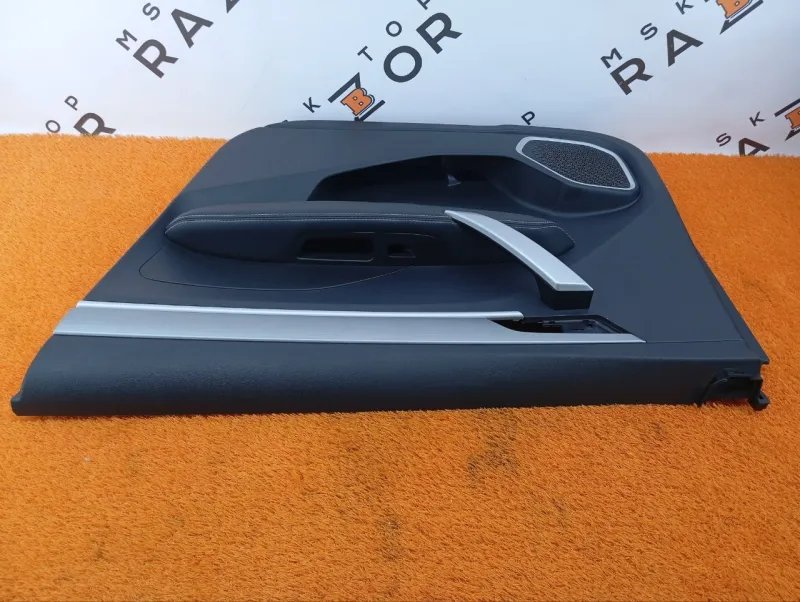 Обшивка двери