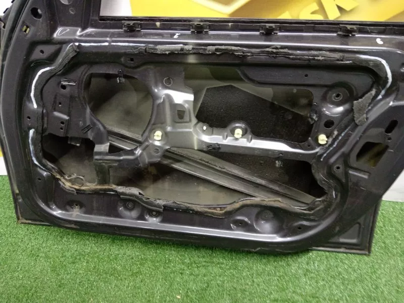 Дверь BMW 3-Series 2005 41007203644 E90, передняя правая