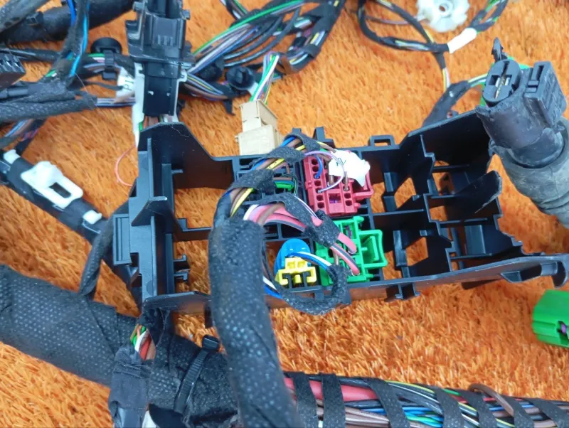 Проводка салона