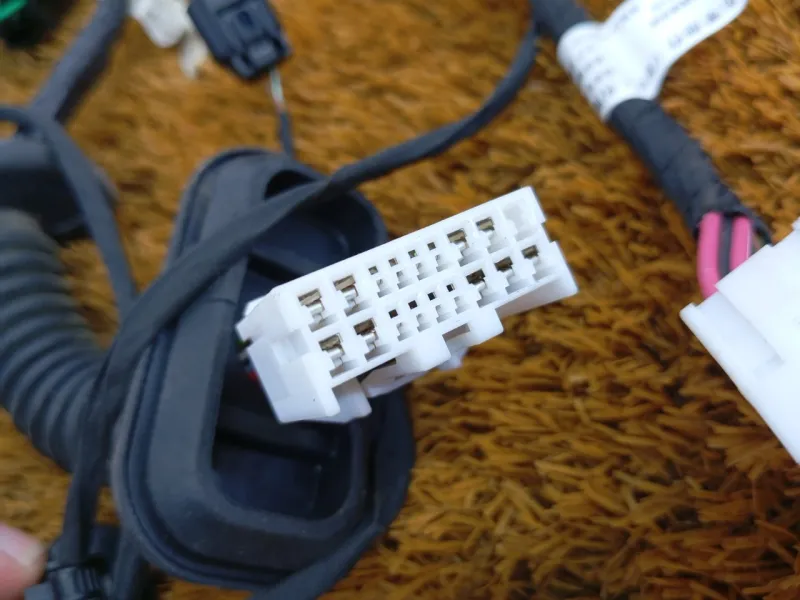 Проводка двери