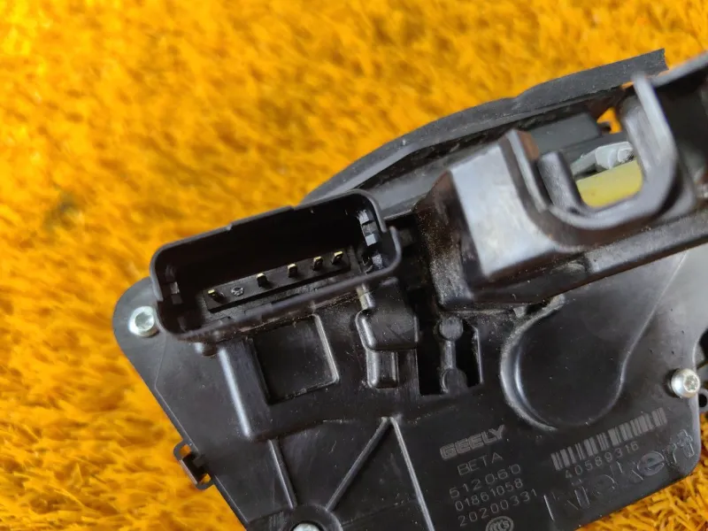 Замок двери