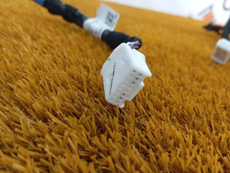 Зеркало боковое