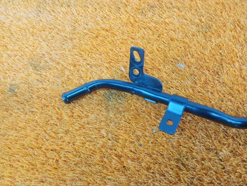 Трубка системы охлаждения